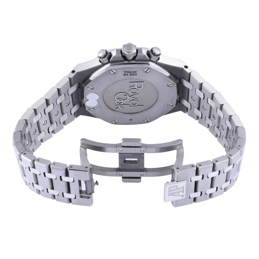 w210400-5 Royal Oak Chronograph 500 books in the world Titanium 41mm