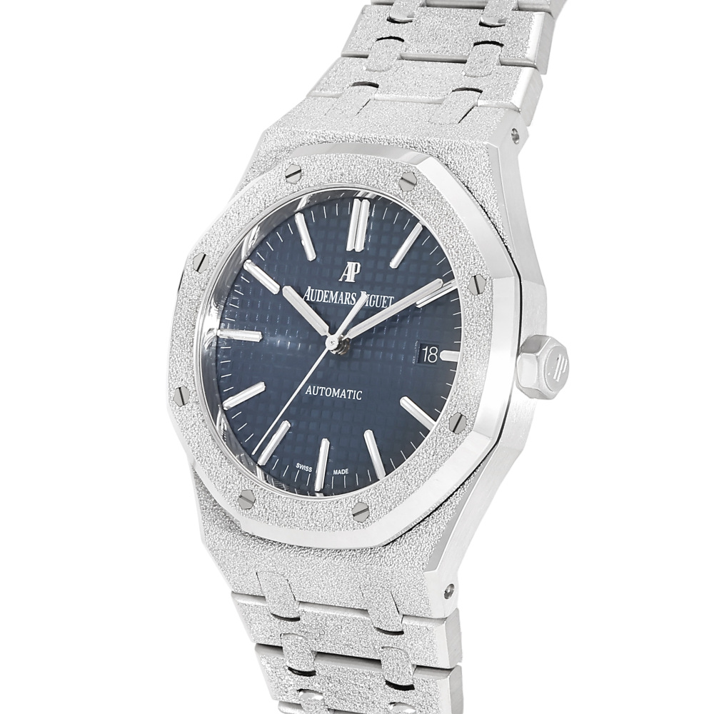 w260952-4 Royal Oak Frosted gold World Limited 200 41mm 2019