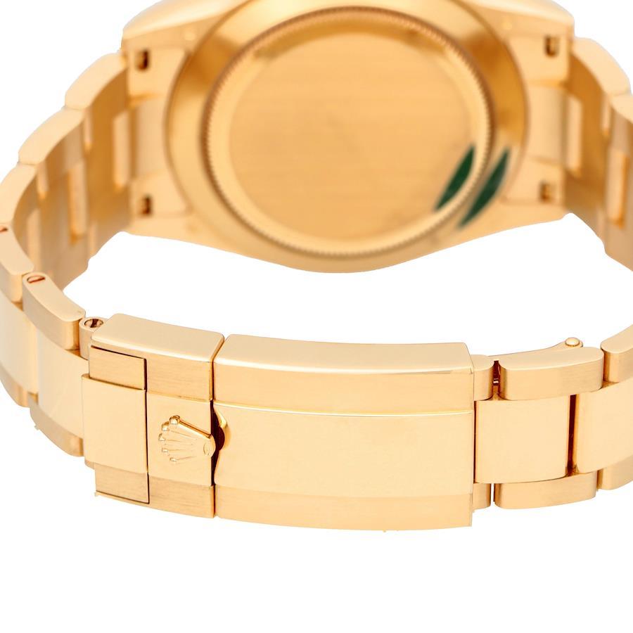 Daytona Yellow Gold White Shell Dial 40mm 2021