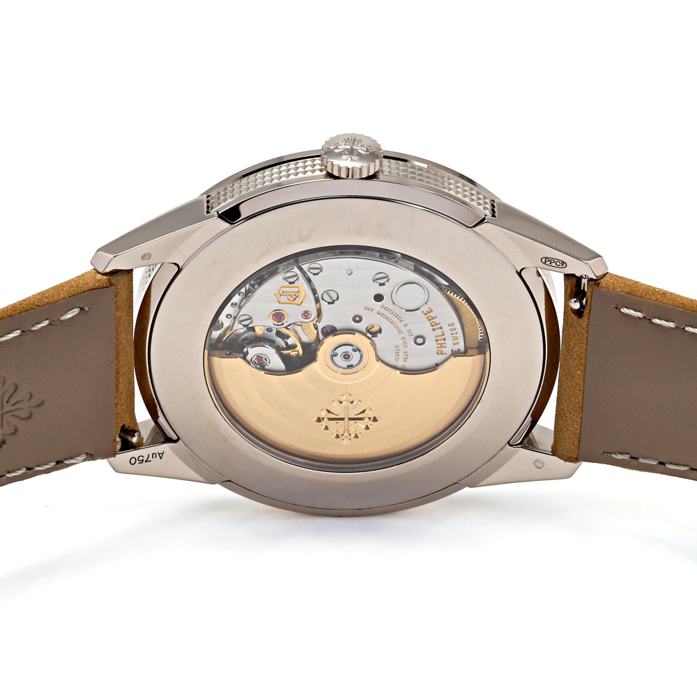 Calatrava 5226G-001 White Gold 40mm 2022