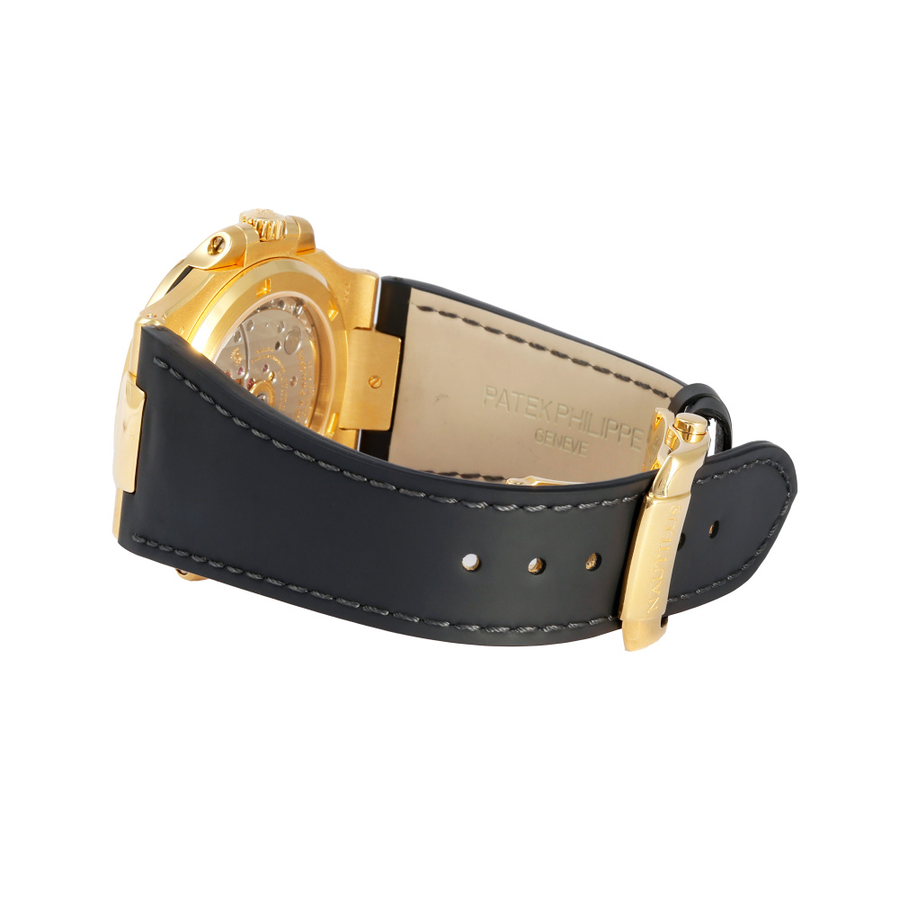 w236956-3 Nautilus 5711J-001 Yellow Gold 40mm 2010