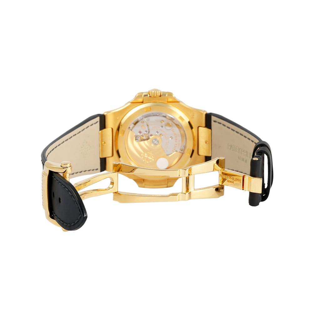 w236956-5 Nautilus 5711J-001 Yellow Gold 40mm 2010