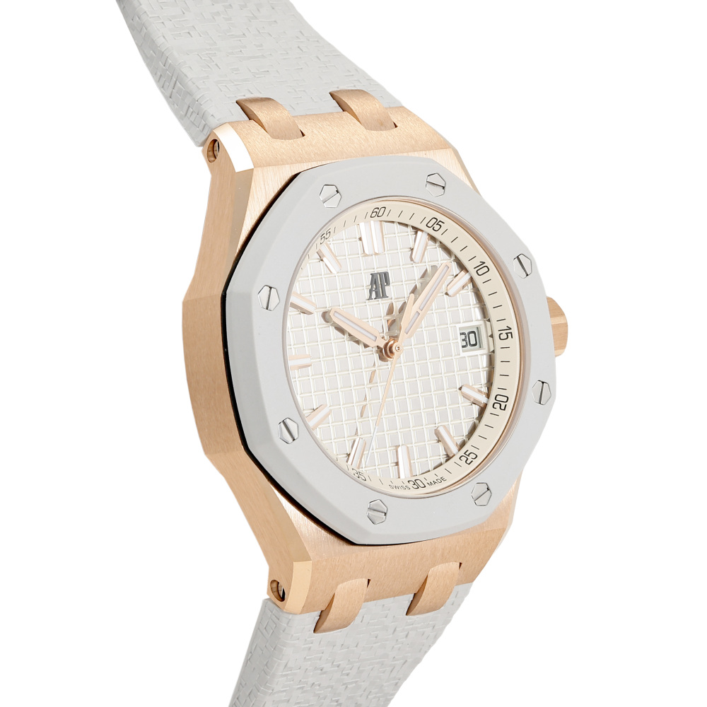Royal Oak Offshore Automatic Rose gold 37mm 2025